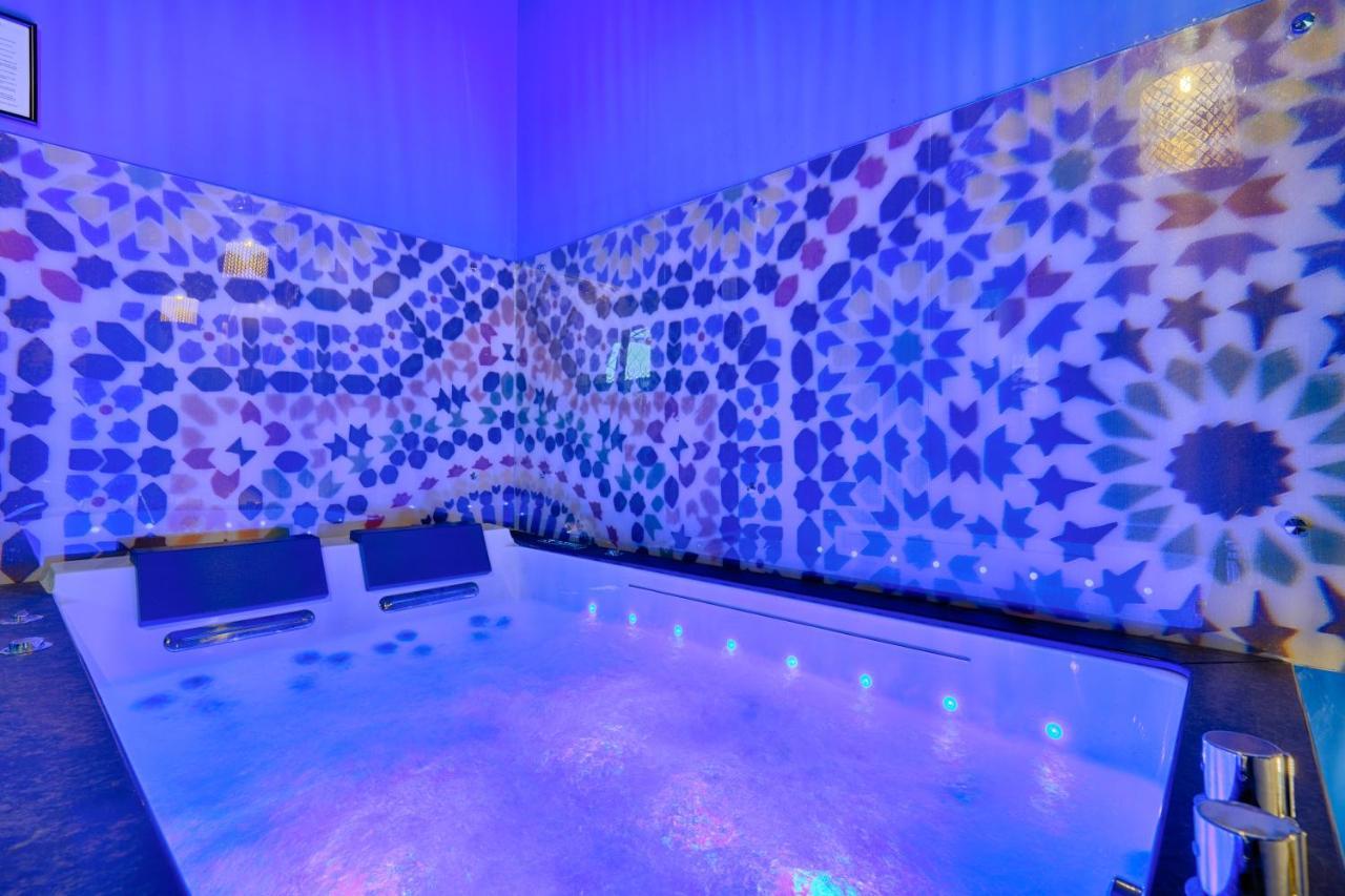Luxury Jardin Majorelle Paris Orly Avec Jacuzzi Vigneux-sur-Seine Kültér fotó